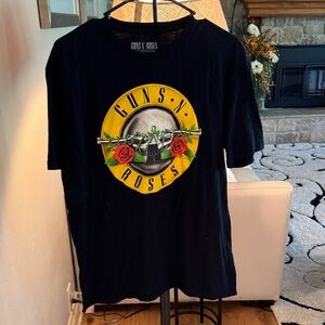 Guns N' Roses Black Short Sleeve Tee Large